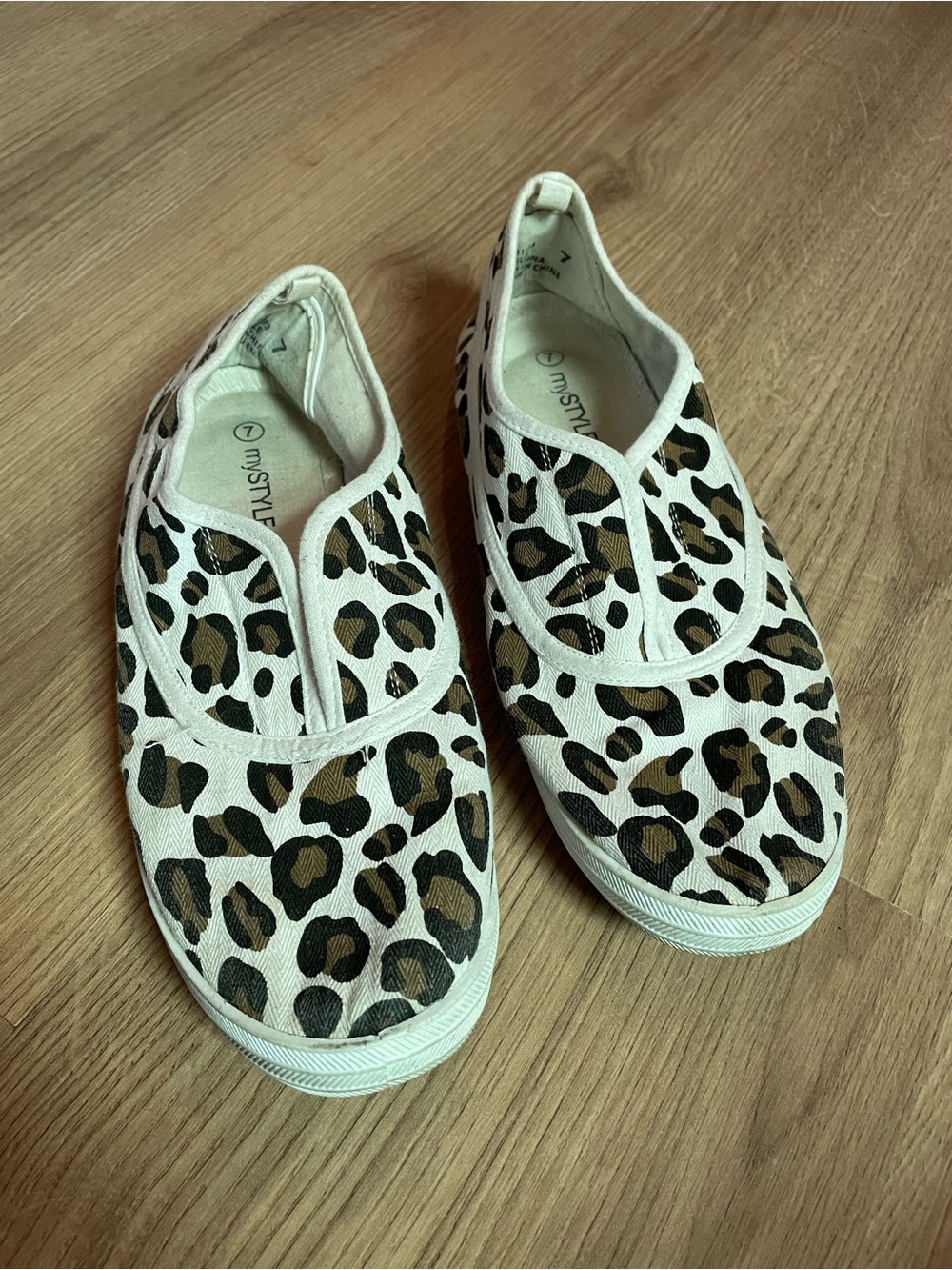 🐱 MyStyle | Leopard Print Slip Ons